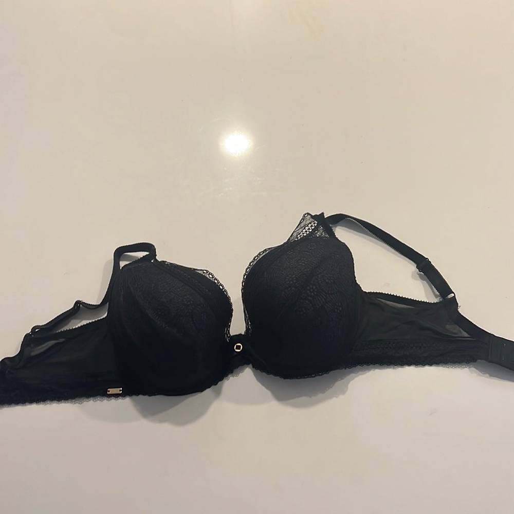 Chantelle Festivite Contour Underwire Bra Black Lace